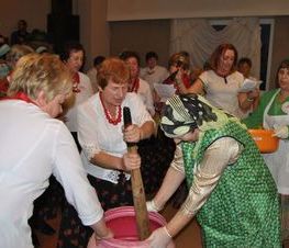 Zdjęcie z galerii: Zdjęcia z VIII Powiatowego Kiszenia Kapusty w Budziszewicach