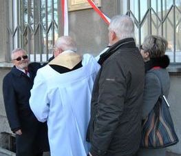 Zdjęcie z galerii: 	50-lecie powstania ZSP nr 3 w Tomaszowie Maz. oraz 10-lecie nadania szkole imienia Jana Pawła II