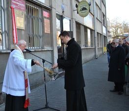 Zdjęcie z galerii: 	50-lecie powstania ZSP nr 3 w Tomaszowie Maz. oraz 10-lecie nadania szkole imienia Jana Pawła II