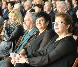 Zdjęcie z galerii: 	50-lecie powstania ZSP nr 3 w Tomaszowie Maz. oraz 10-lecie nadania szkole imienia Jana Pawła II