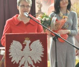 Zdjęcie z galerii: 	50-lecie powstania ZSP nr 3 w Tomaszowie Maz. oraz 10-lecie nadania szkole imienia Jana Pawła II