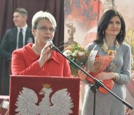 Zdjęcie z galerii: 	50-lecie powstania ZSP nr 3 w Tomaszowie Maz. oraz 10-lecie nadania szkole imienia Jana Pawła II