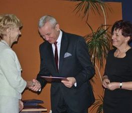 Zdjęcie z galerii:  Święto Patrona Szkoły II Liceum Ogólnokształcącego