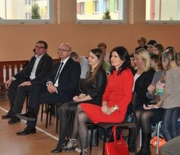 Zdjęcie z galerii:  Zespół Szkół w Osiedlu Niewiadów obchodziło 200-lecie Konstytucji Królestwa Polskiego