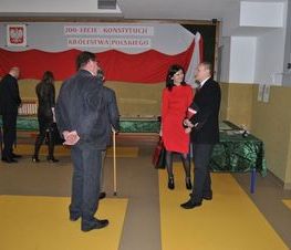 Zdjęcie z galerii:  Zespół Szkół w Osiedlu Niewiadów obchodziło 200-lecie Konstytucji Królestwa Polskiego