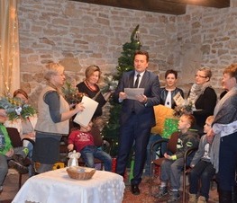 Zdjęcie z galerii: „Pokoleniowe spotkanie w tradycji i kulturze Świąt Bożego Narodzenia”