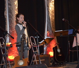Zdjęcie z galerii: Koncert Świąteczny w DOK-u – bożonarodzeniowy prezent dla wszystkich!