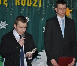 Zdjęcie z galerii: Spotkanie opłatkowo - noworoczne w Szkole Katolickiej