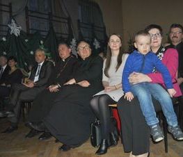 Zdjęcie z galerii: Spotkanie opłatkowo - noworoczne w Szkole Katolickiej