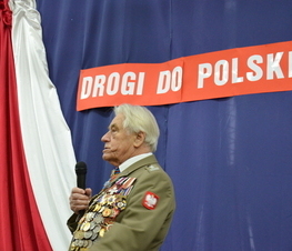 Zdjęcie z galerii: 	„Drogi do Polski…”