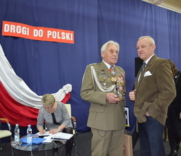 Zdjęcie z galerii: 	„Drogi do Polski…”