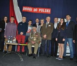 Zdjęcie z galerii: 	„Drogi do Polski…”