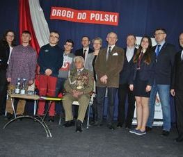 Zdjęcie z galerii: 	„Drogi do Polski…”
