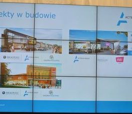 Zdjęcie z galerii: Uroczyste wmurowanie kamienia węgielnego pod budowę Galerii Tomaszów