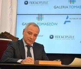 Zdjęcie z galerii: Uroczyste wmurowanie kamienia węgielnego pod budowę Galerii Tomaszów