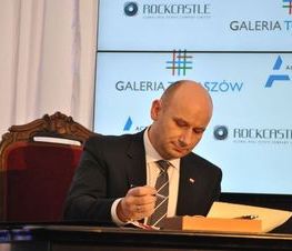 Zdjęcie z galerii: Uroczyste wmurowanie kamienia węgielnego pod budowę Galerii Tomaszów