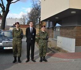 Zdjęcie z galerii: Uroczyste otwarcie hali sportowej w ZSP nr 1 w Tomaszowie Mazowieckim