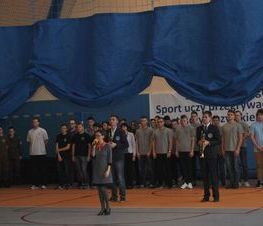Zdjęcie z galerii: Uroczyste otwarcie hali sportowej w ZSP nr 1 w Tomaszowie Mazowieckim