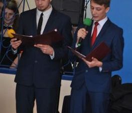 Zdjęcie z galerii: Uroczyste otwarcie hali sportowej w ZSP nr 1 w Tomaszowie Mazowieckim