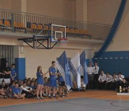 Zdjęcie z galerii: Uroczyste otwarcie hali sportowej w ZSP nr 1 w Tomaszowie Mazowieckim