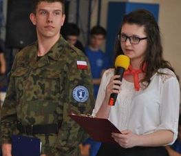 Zdjęcie z galerii: Uroczyste otwarcie hali sportowej w ZSP nr 1 w Tomaszowie Mazowieckim