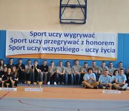 Zdjęcie z galerii: Uroczyste otwarcie hali sportowej w ZSP nr 1 w Tomaszowie Mazowieckim