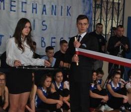 Zdjęcie z galerii: Uroczyste otwarcie hali sportowej w ZSP nr 1 w Tomaszowie Mazowieckim
