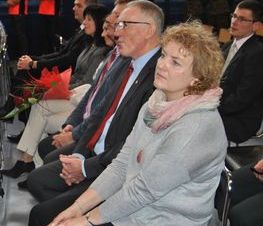 Zdjęcie z galerii: Uroczyste otwarcie hali sportowej w ZSP nr 1 w Tomaszowie Mazowieckim