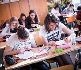 Zdjęcie z galerii: FINAŁ XIII POWIATOWEGO KONKURSU PLASTYCZNEGO
