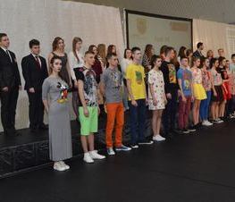 Zdjęcie z galerii: FINAŁ XIII POWIATOWEGO KONKURSU PLASTYCZNEGO