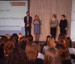 Zdjęcie z galerii: FINAŁ XIII POWIATOWEGO KONKURSU PLASTYCZNEGO