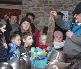 Zdjęcie z galerii: Historyczna Akademia z Rycerstwem - Ferie Zimowe z GCK w Inowłodzu