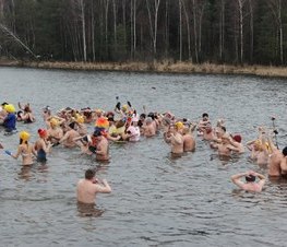 Zdjęcie z galerii: VIII Ogólnopolski Zlot „Morsy w Zalewie”