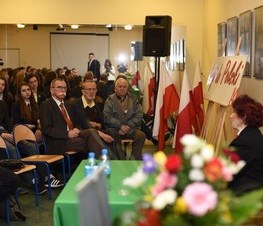 Zdjęcie z galerii: Spotkanie z ppłk dr Haliną Kępińską- Bazylewicz „Korą” w EMDEKU