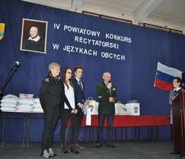 Zdjęcie z galerii: IV Powiatowy Konkurs Recytatorski w Językach Obcych