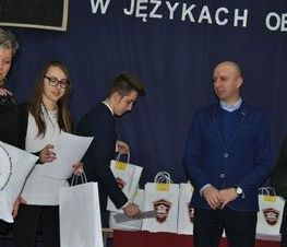 Zdjęcie z galerii: IV Powiatowy Konkurs Recytatorski w Językach Obcych
