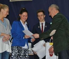 Zdjęcie z galerii: IV Powiatowy Konkurs Recytatorski w Językach Obcych