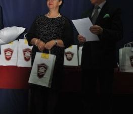 Zdjęcie z galerii: IV Powiatowy Konkurs Recytatorski w Językach Obcych