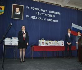 Zdjęcie z galerii: IV Powiatowy Konkurs Recytatorski w Językach Obcych