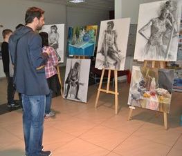 Zdjęcie z galerii: Wystawa w Starostwie Powiatowym Laureatek Ogólnopolskiego Przeglądu z Rysunku, Malarstwa i Rzeźby w Katowicach