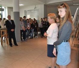 Zdjęcie z galerii: Wystawa w Starostwie Powiatowym Laureatek Ogólnopolskiego Przeglądu z Rysunku, Malarstwa i Rzeźby w Katowicach