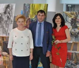 Zdjęcie z galerii: Wystawa w Starostwie Powiatowym Laureatek Ogólnopolskiego Przeglądu z Rysunku, Malarstwa i Rzeźby w Katowicach