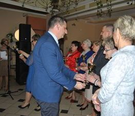 Zdjęcie z galerii: 	Międzynarodowy Dzień Inwalidy - Powiatowe Stowarzyszenie Emerytów, Rencistów i Inwalidów w Tomaszowie Mazowieckim