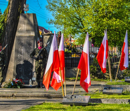Zdjęcie z galerii: 	Uroczystości upamiętniające 71 Rocznicę Zakończenia Wojny