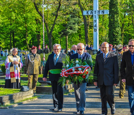 Zdjęcie z galerii: 	Uroczystości upamiętniające 71 Rocznicę Zakończenia Wojny