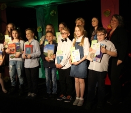 Zdjęcie z galerii: Eliminacje powiatowe XXXVI Tomaszowskiego Małego Konkursu Recytatorskiego