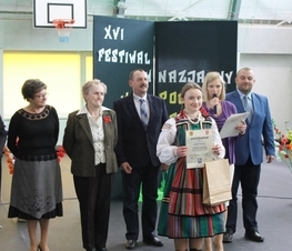 Zdjęcie z galerii: W Rzeczycy odbył się XVI Festiwal Gimnazjalny 'Wieś polska w poezji i prozie'
