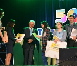 Zdjęcie z galerii: 	Tomaszowska Wiosna zakwitła już po raz 50- ty