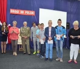 Zdjęcie z galerii: 	„Drogi do Polski…”