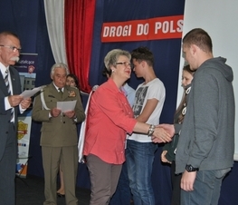 Zdjęcie z galerii: 	„Drogi do Polski…”
